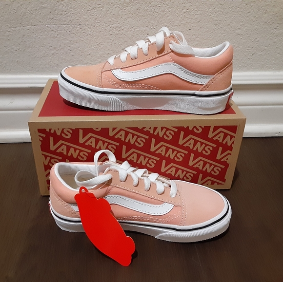 Vans - Picture 4 of 4